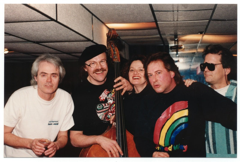 Dianne Heatherington
                              & The Merry-Go-Round